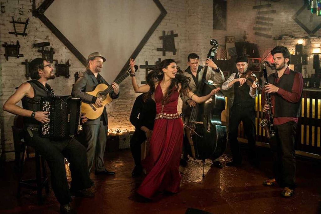 Barcelona Gypsy Klezmer Orchestra w Starym Sączu Starosadeckie.info